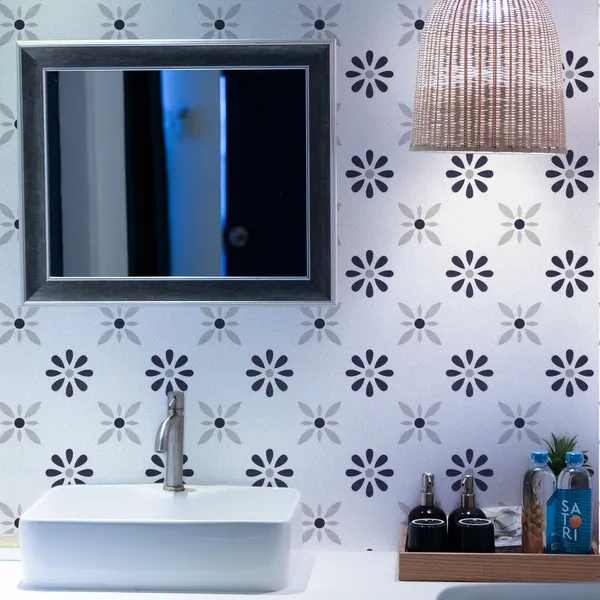 20pcsSelf-Adhesive Floor Tiles, PVC Flooring 7.9 X 7.9 Inch Self-Adhesive Waterproof Floor Strips, Waterproof And Non-Slip Features, DIY Suitable For Bathroom, Kitchen, Living Room, Covers 4.3 Sq