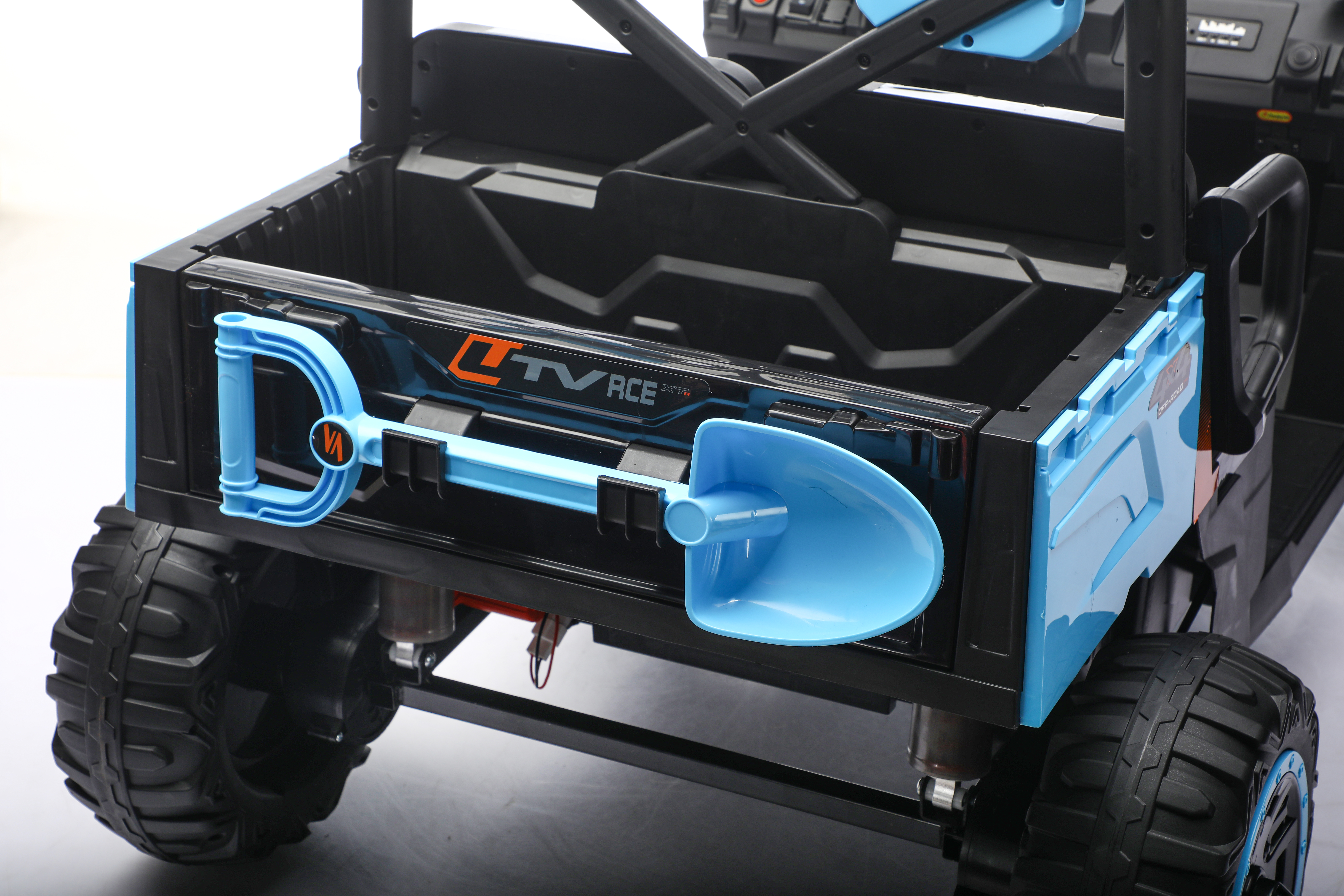 24V Kids Golf Cart, 4WD 2 Seater Ride On Car W Sun Shade, Storage Trunk & Remote Control, Electric Vehicle W LED Lights, Realistic Sounds & Wireless Connection, Gift For Boys Girls 3 Blue