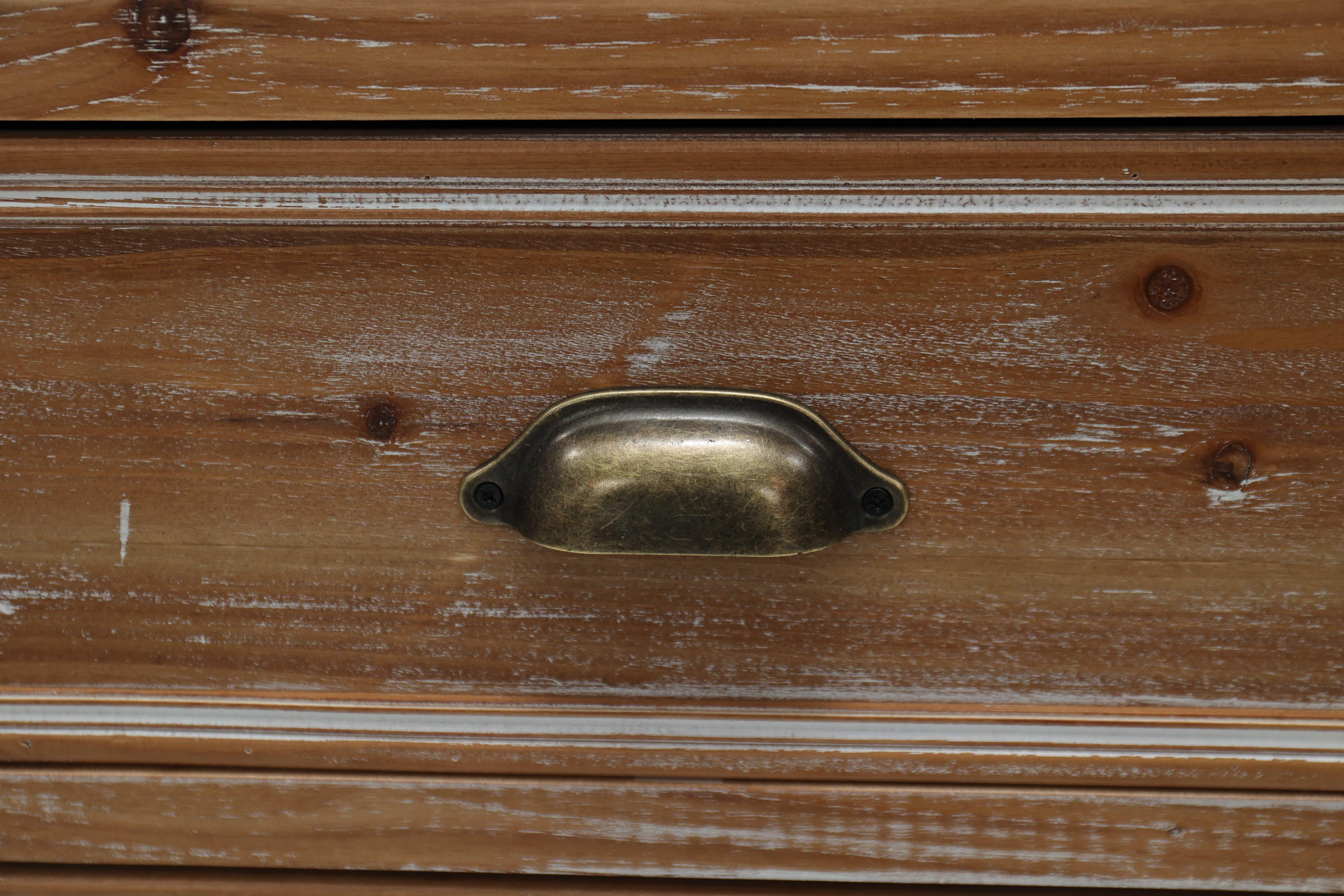 Rustic Wooden Storage Cabinet With Three Drawers For Living Room_voghion.com