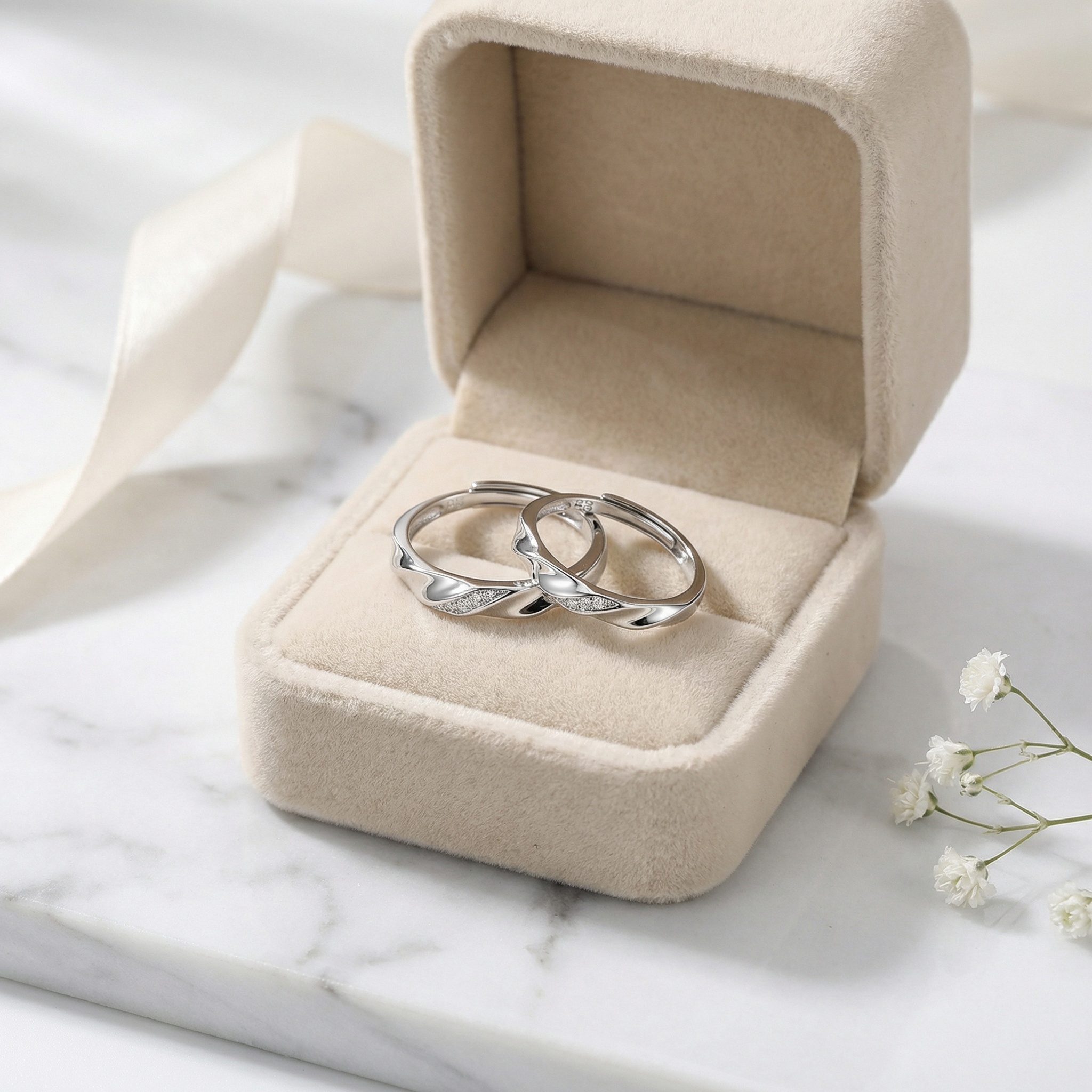 925 Sterling Silver Elegant 925 Sterling Silver Adjustable Twisted Matching Rings for Couples