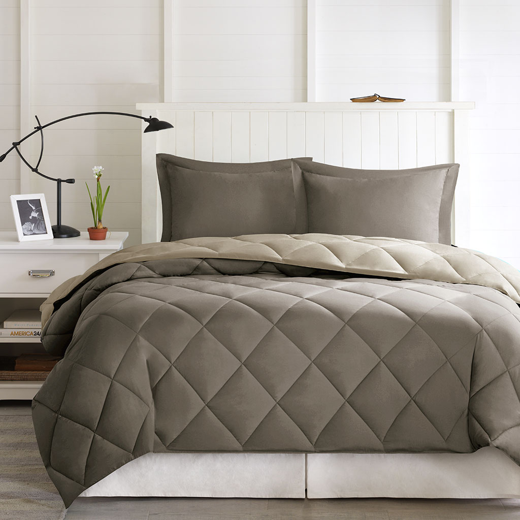 Twin Twin XL 3 M Scotchgard Diamond Quilting Reversible Down  Comforter Set
