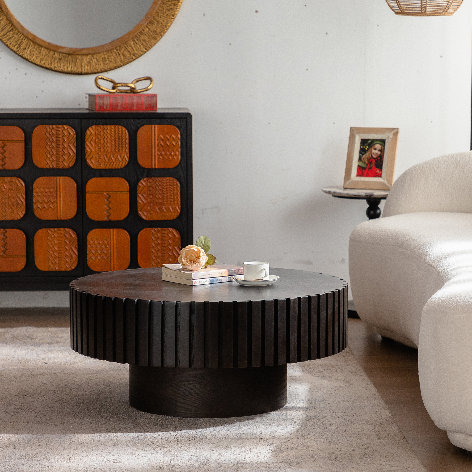 Round Pedestal Coffee Table, picture 2 of 5