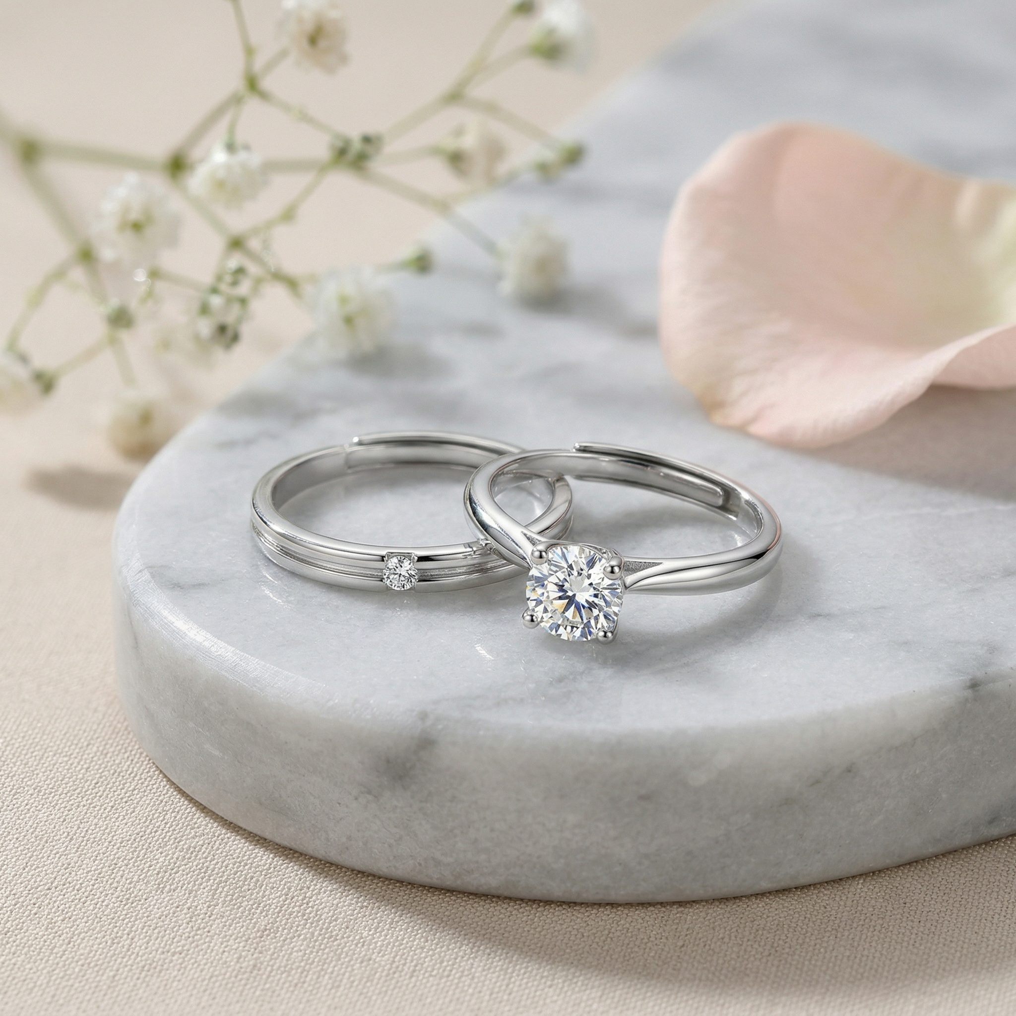 925 Sterling Silver Elegant Silver Couple Ring Set featuring a Brilliant Solitaire Stone  - Image 1