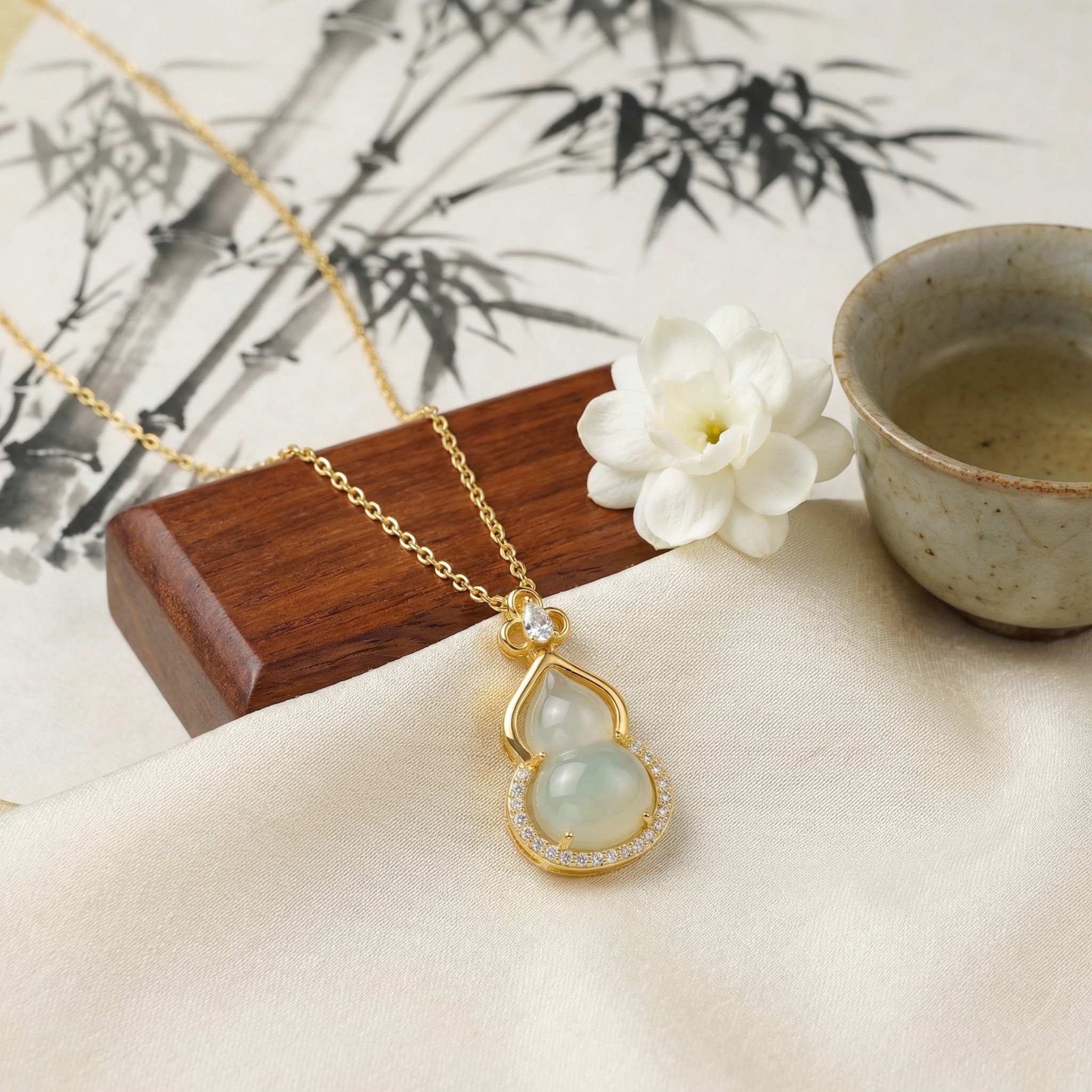 Sterling Silver Jadeite Double Gourd Necklace, picture 4 of 4