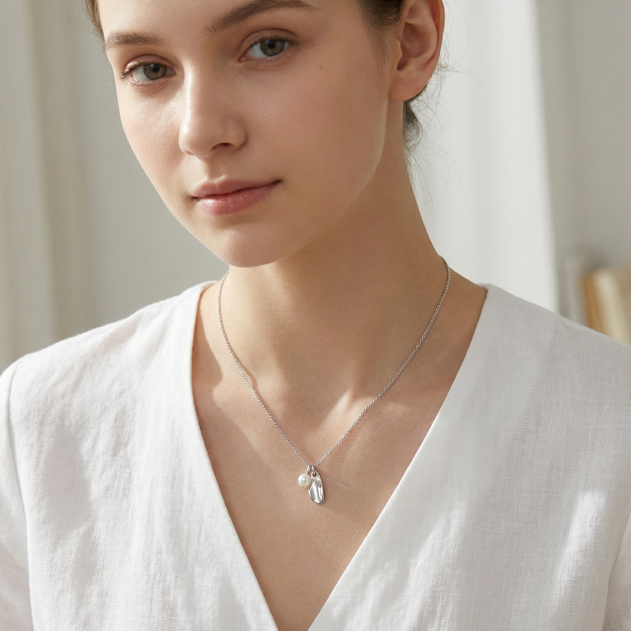 925 Sterling Silver Minimalist Silver Necklace Featuring a Luminous White Pearl and Sculptural Teardrop Pendant - Image 1