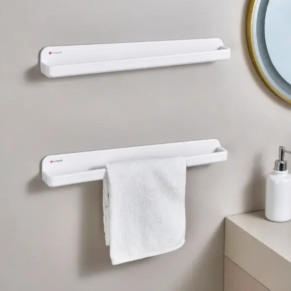Wall mounted towel rack-white