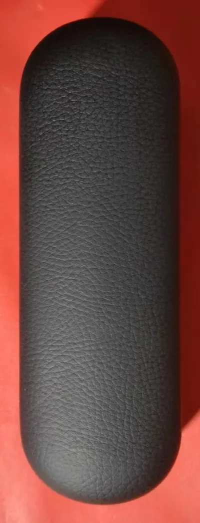 Oval glasses case-black-leather-5.5 * 16.5cm-1 piece