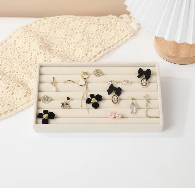 Jewelry Storage Box-Full Exclusion Clause-Beige