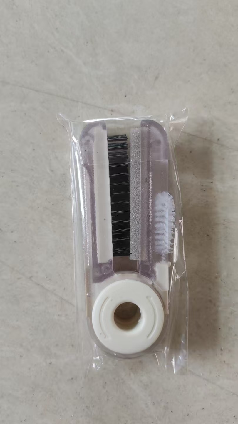 4-in-1 Folding Cup Cleaning Brush