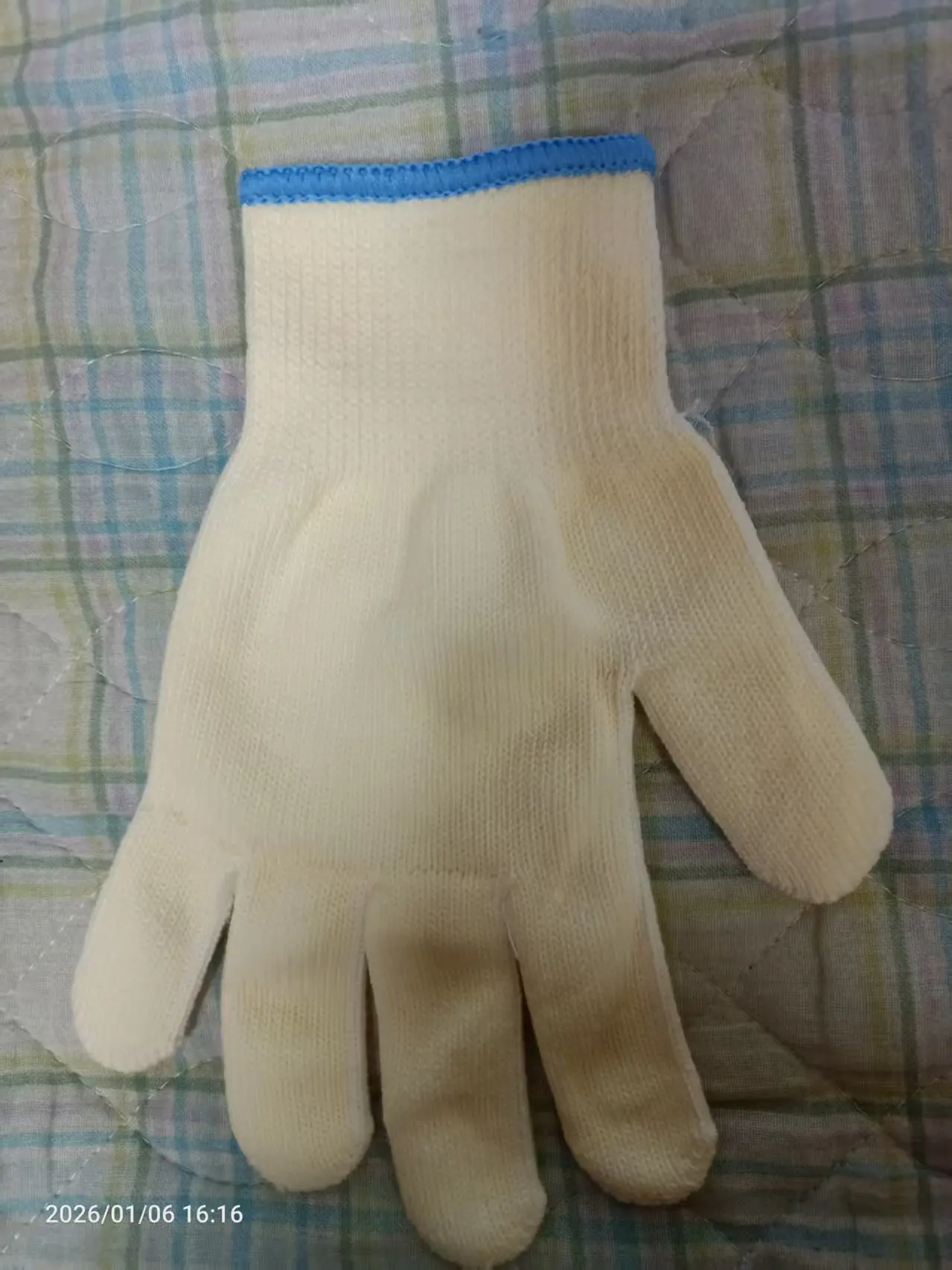 Ten-needle labor protection gloves-rice white-cotton covered polyester