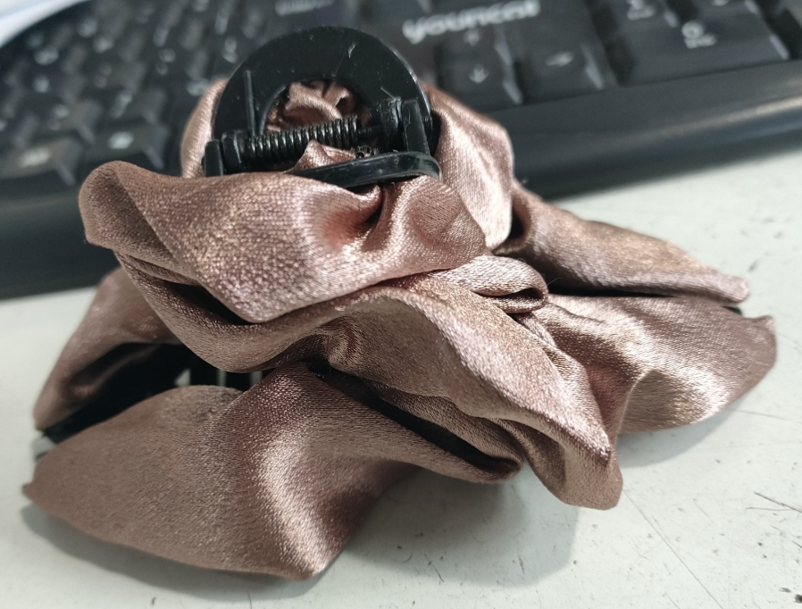 Pleated French grab clip-Champagne color-Fabric-1 piece