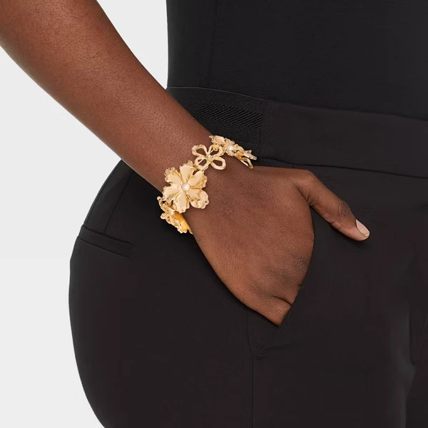 Stretch Flower Bracelet - Gold 2