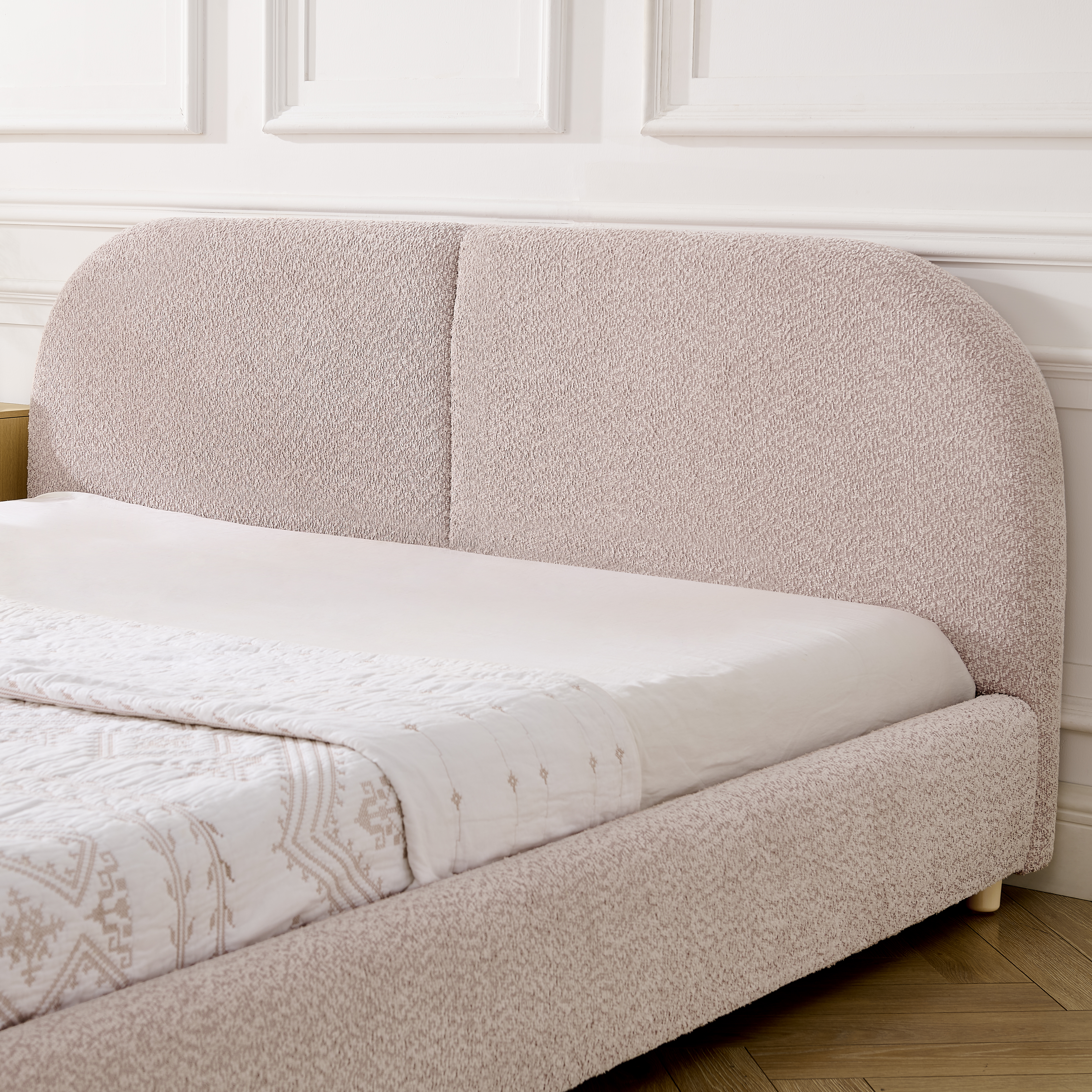 Queen Size Upholstered Bed Frame, Modern Minimalist Style With Tall Curved Headboard, Premium Circle Yarn Fabric & Sturdy Leg Support, Mattress Not Included-Pink