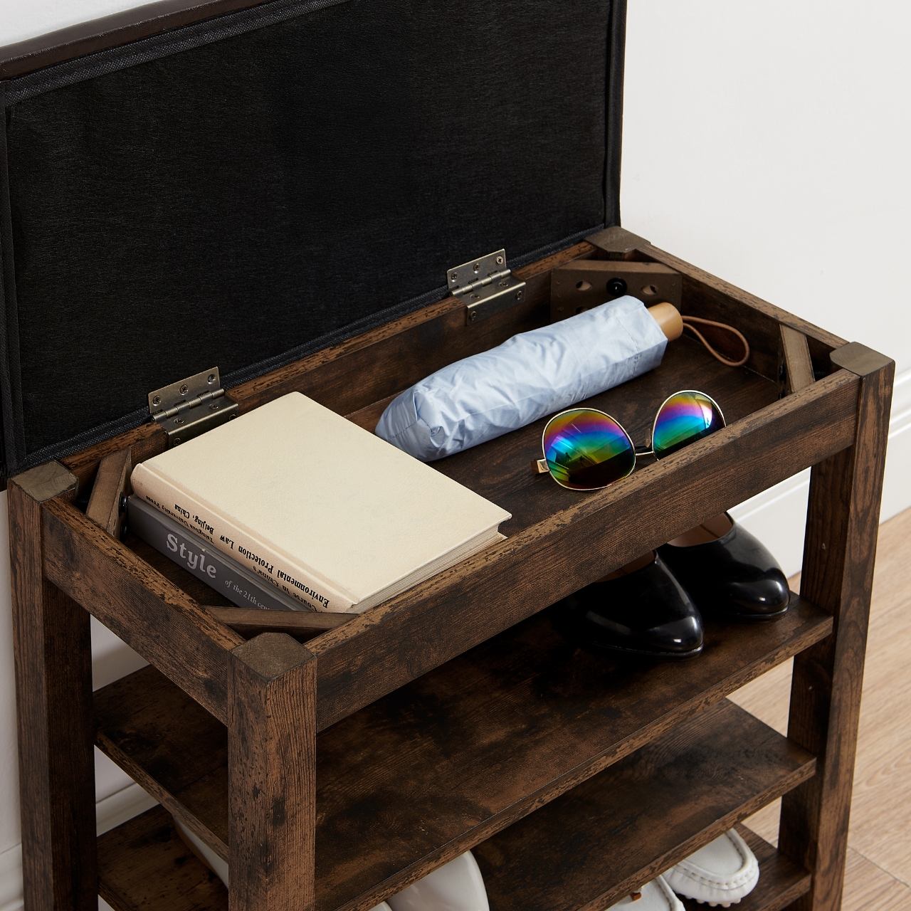 Wood Shoe-Changing Bench, picture 4 of 5