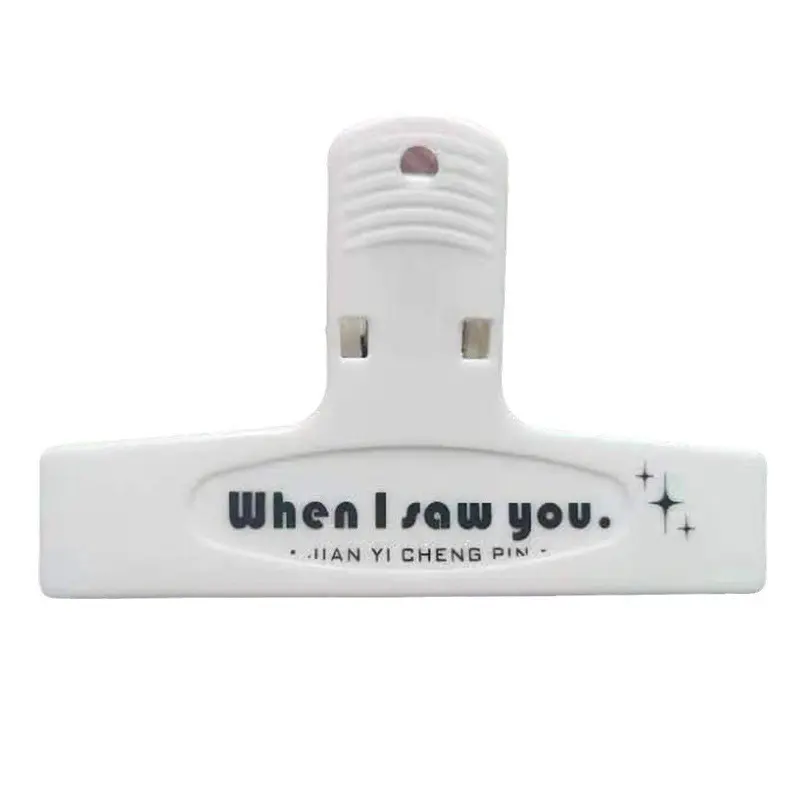 Simple storage clip-white- -opp bag