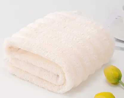 Coral velvet towel-35 * 75cm-cream white
