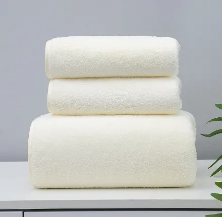 Coral velvet towel-towel white