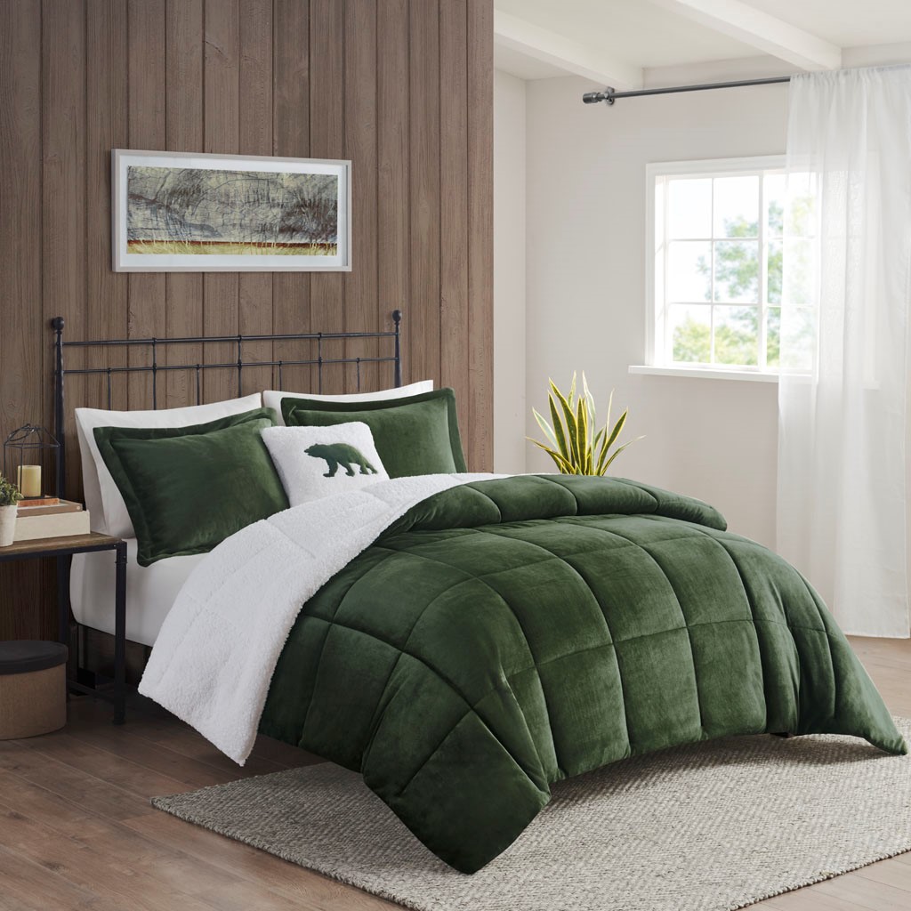 Full Queen Plush To Sherpa Down  Comforter Set