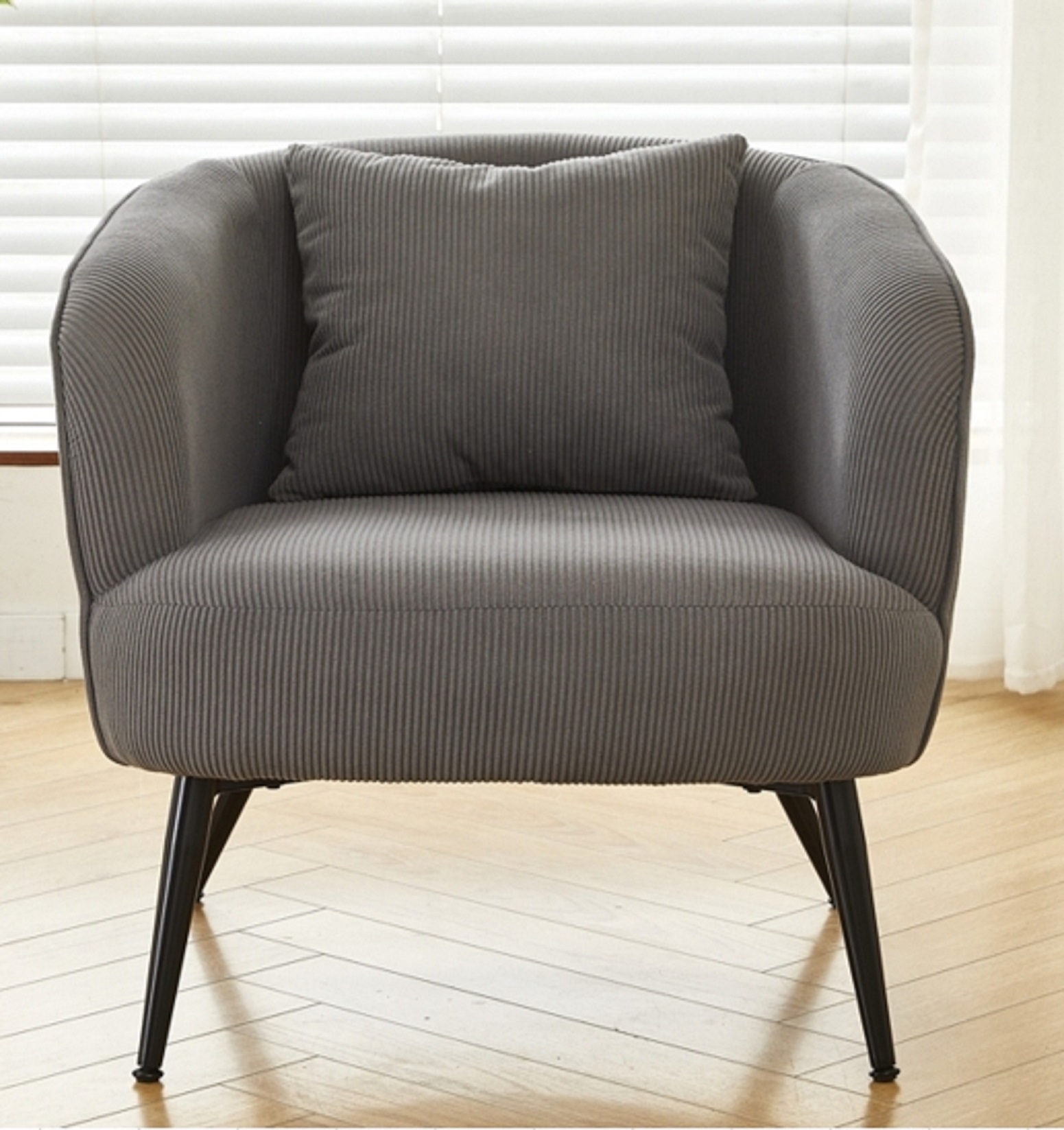 Velvet Accent Chair With Pillow, Modern Upholstered Armchair With Metal Legs, Comfy Barrel Chair For Living Room Bedroom