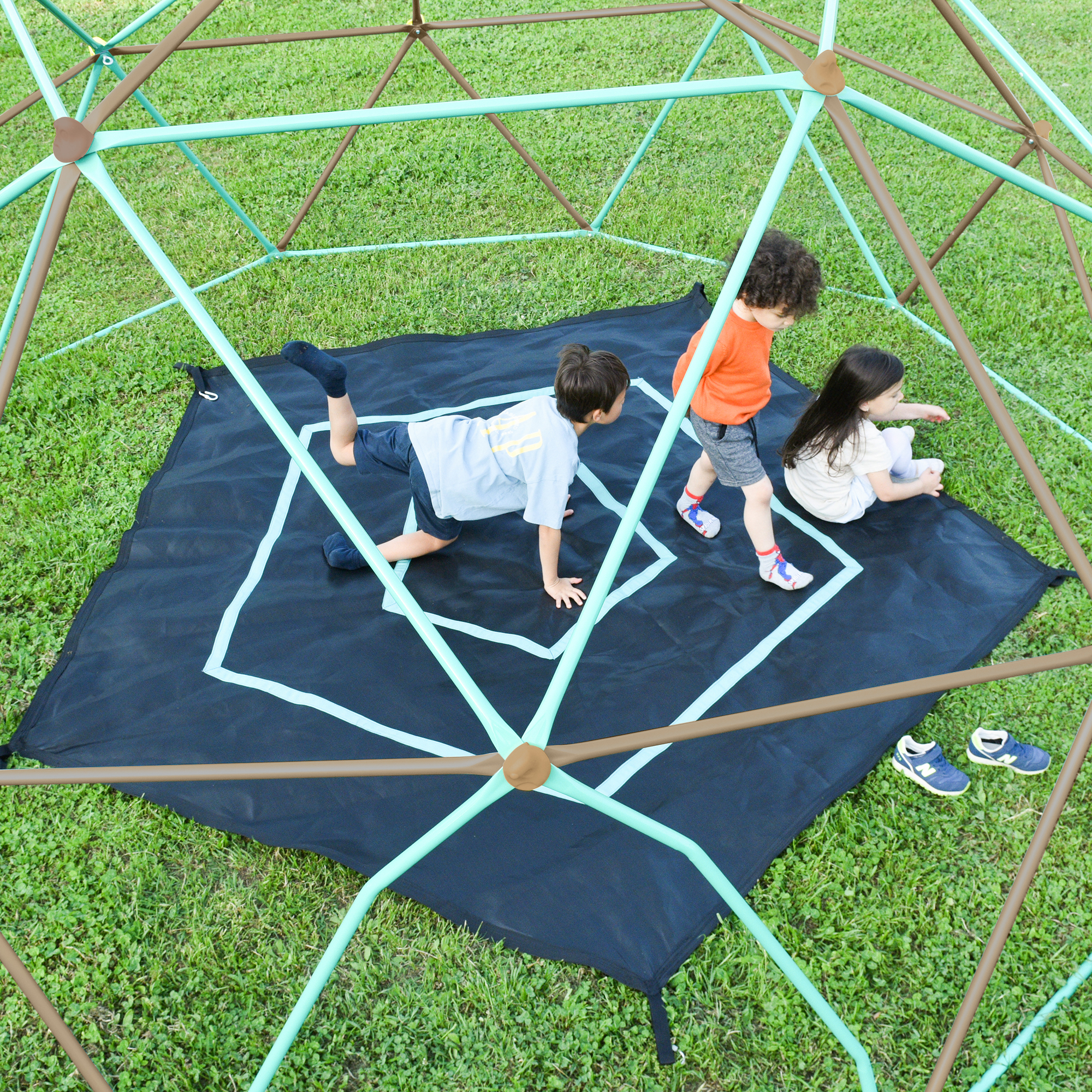 Centre de jeu d'escalade à dôme géométrique de 13 pieds – Image 2
