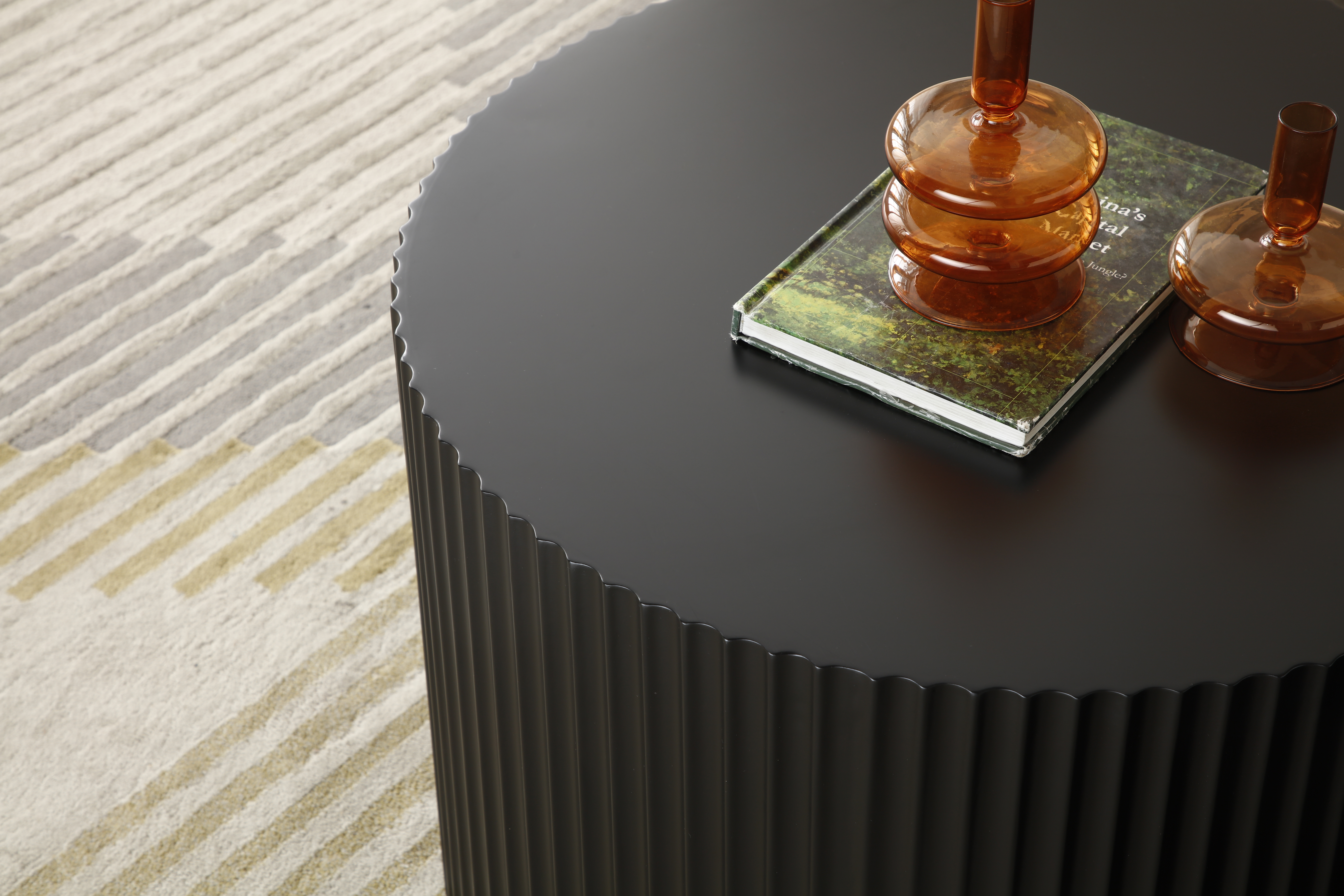 Round Nesting Coffee Table Set, picture 4 of 4
