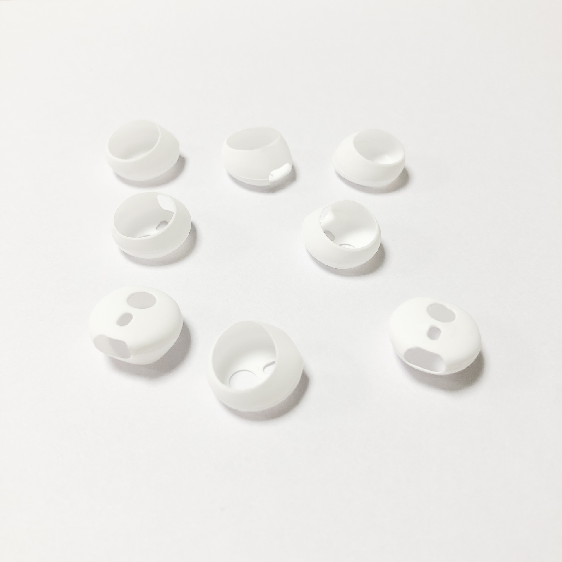 Wireless Bluetooth Earphone Silicone Earplug Case - Image 2