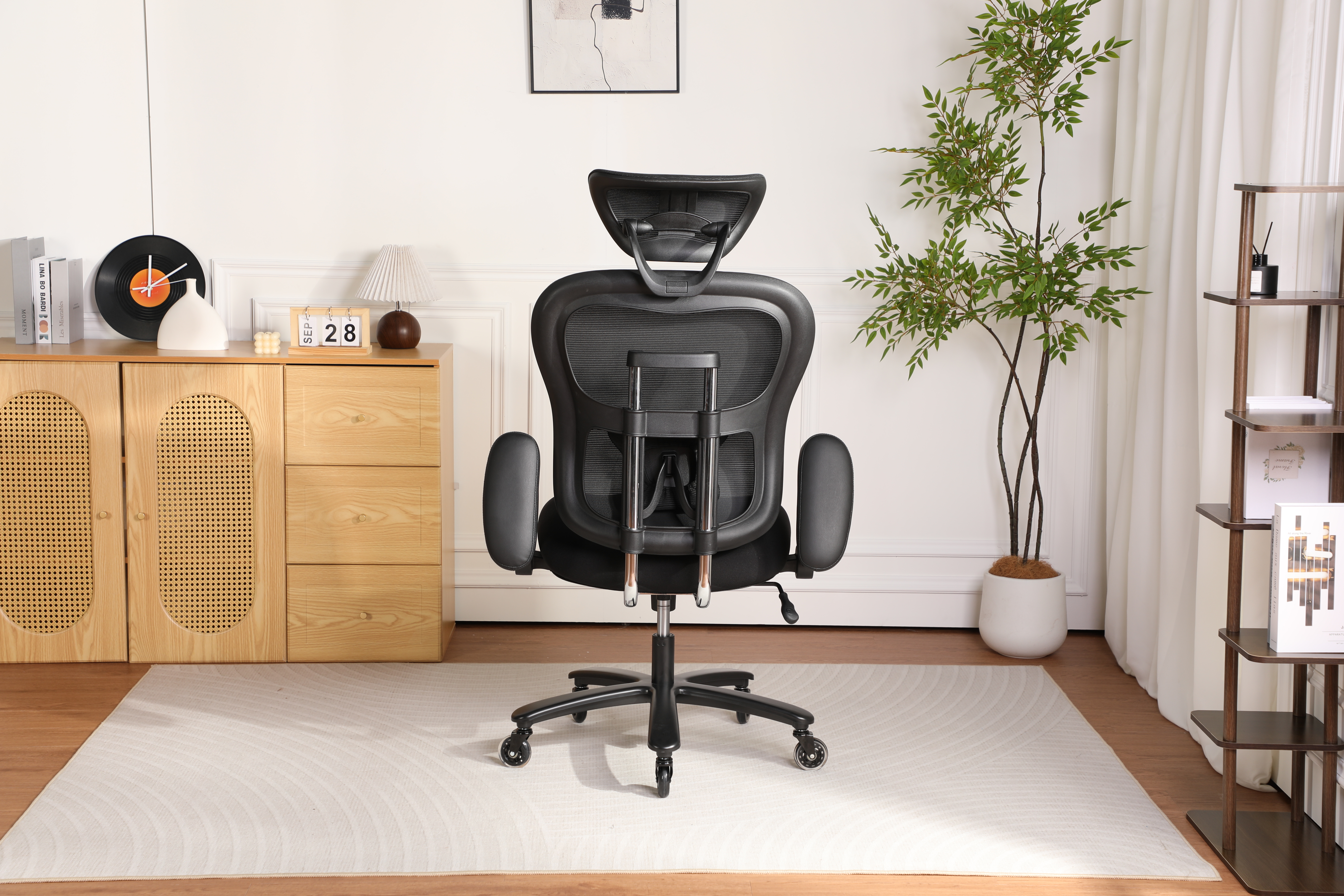 500LBS Big And Tall Office Chair Mesh Breathable,Gaming Chair With Adjustable Backrest Height & Headrest Angle & Adaptive Lumbar Lupport, Executive Computer Desk Chair With 2D Flip-Up Arms,Black. 2