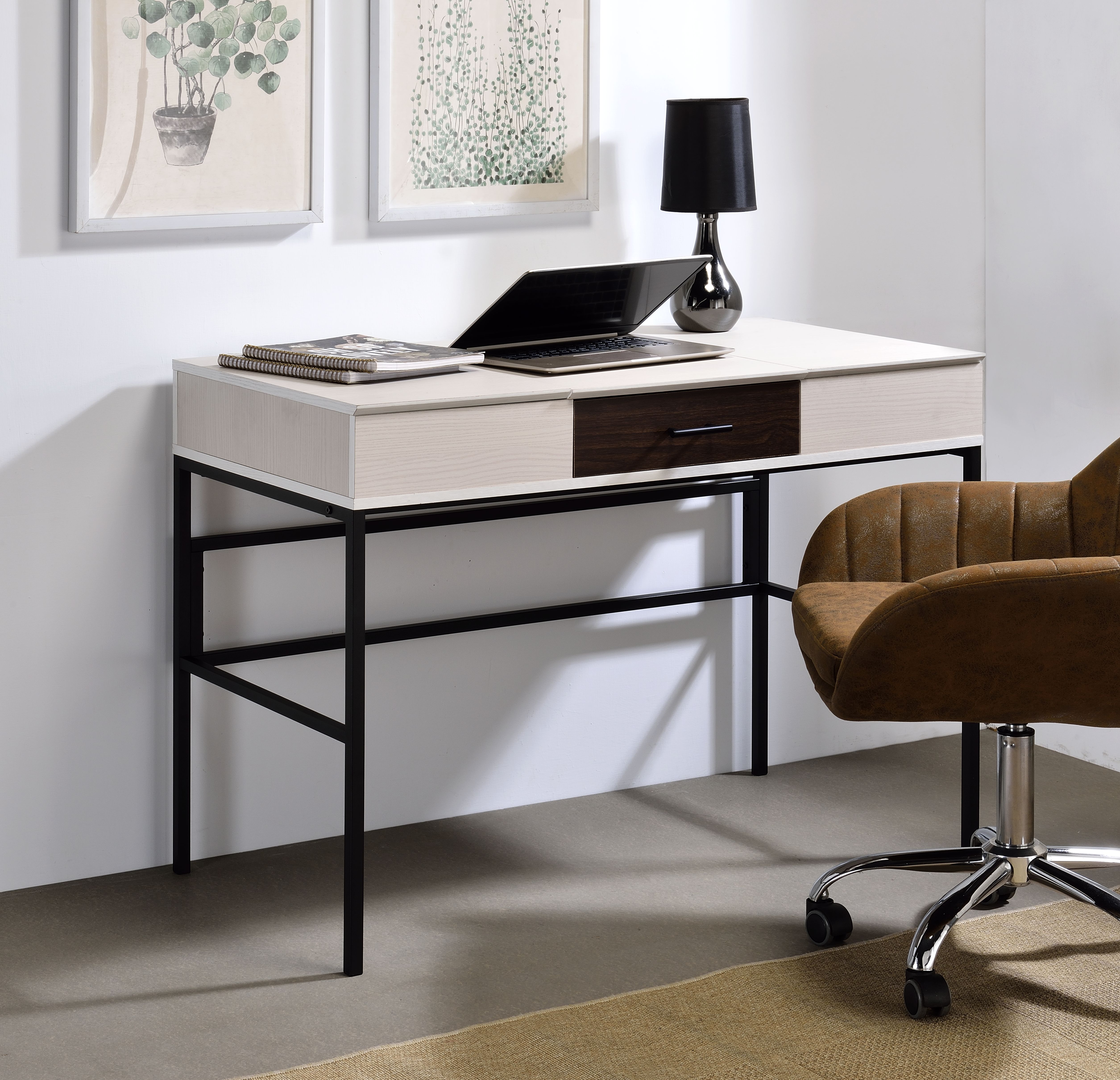 Writing Desk with USB, picture 3 of 4