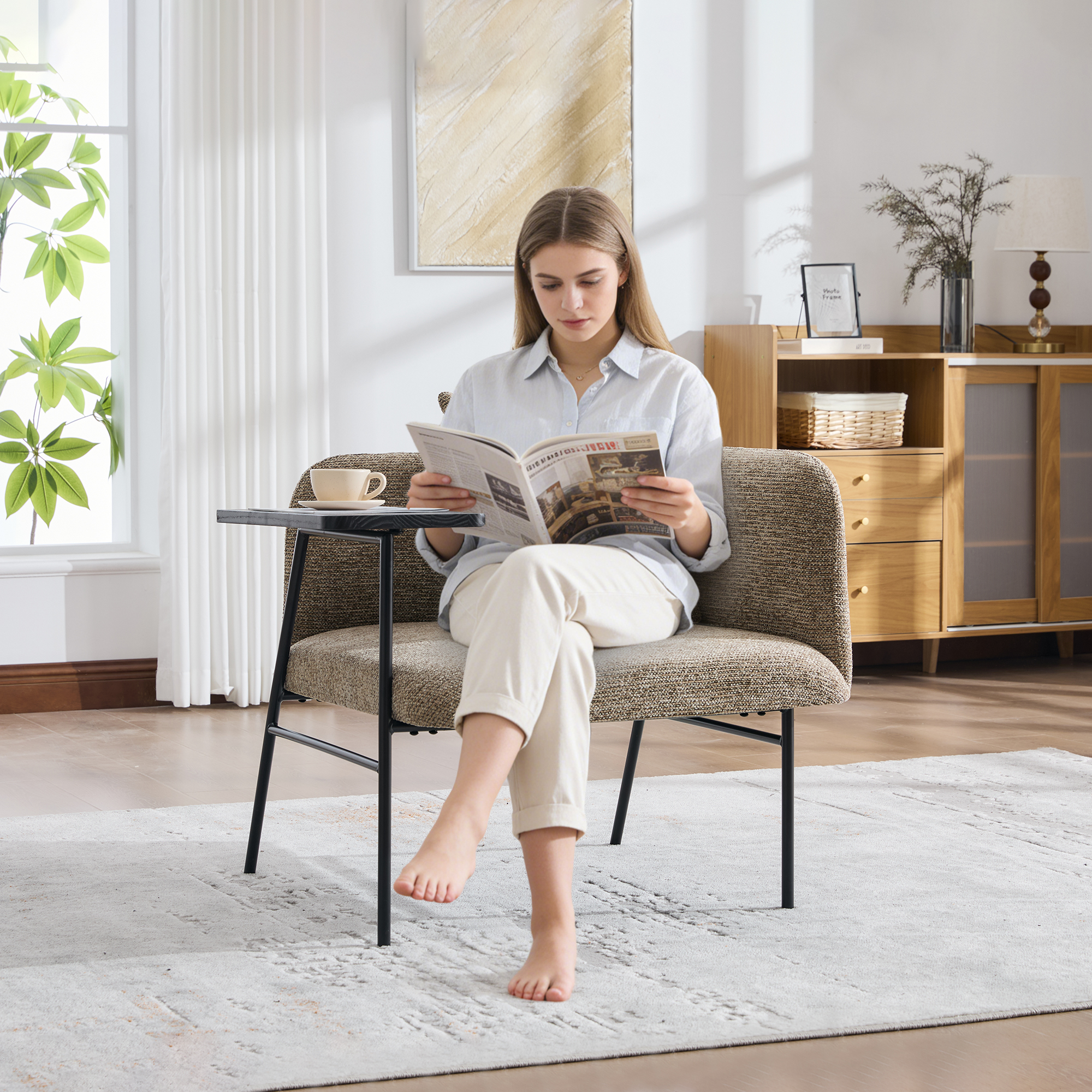 Upholstered Leisure Chair with Table