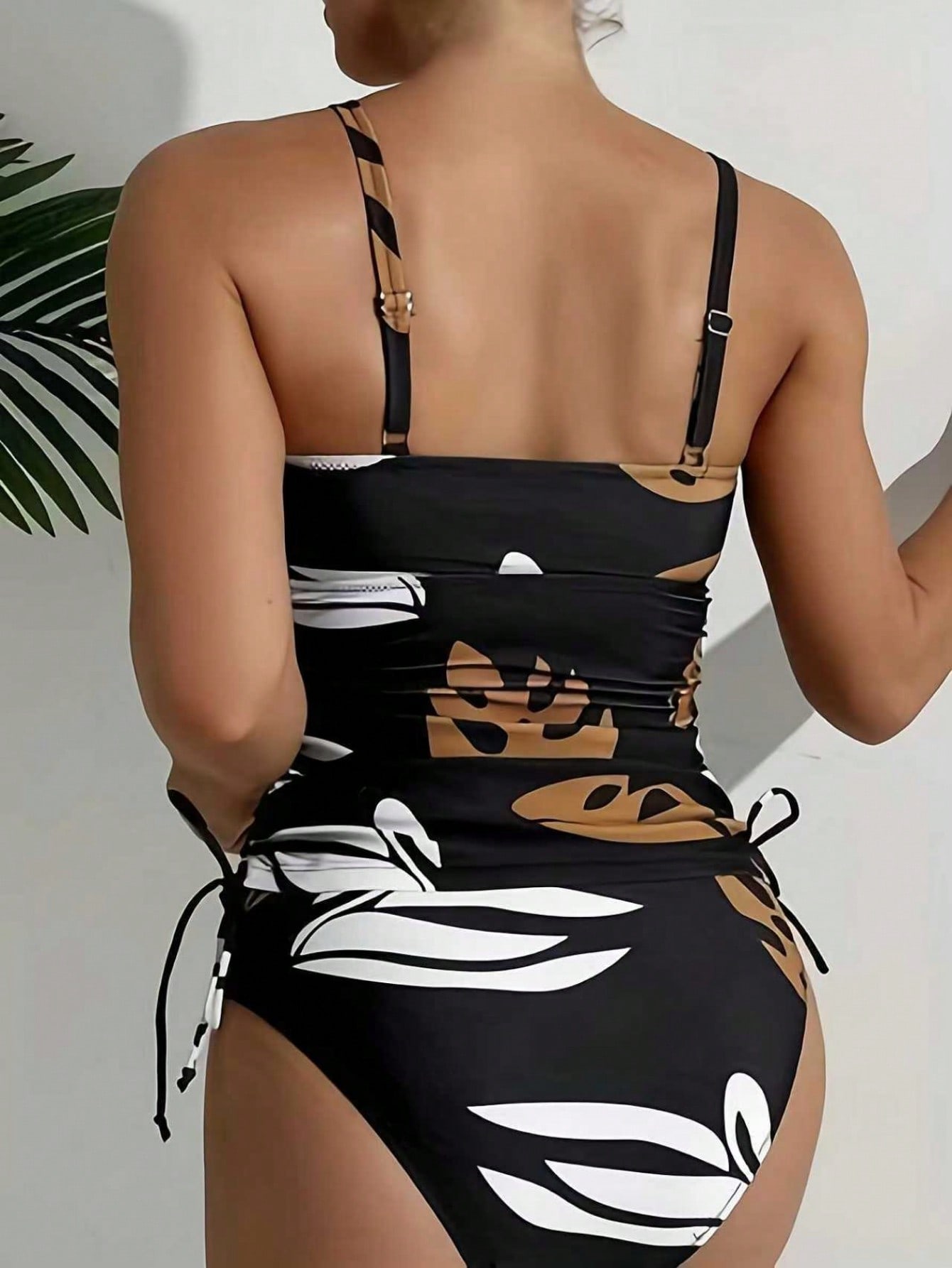 2026 New Tropical Leaf Print One-Piece Swimsuit, Adjustable Straps Side Drawstring Ruched Bathing Suit — foto 2