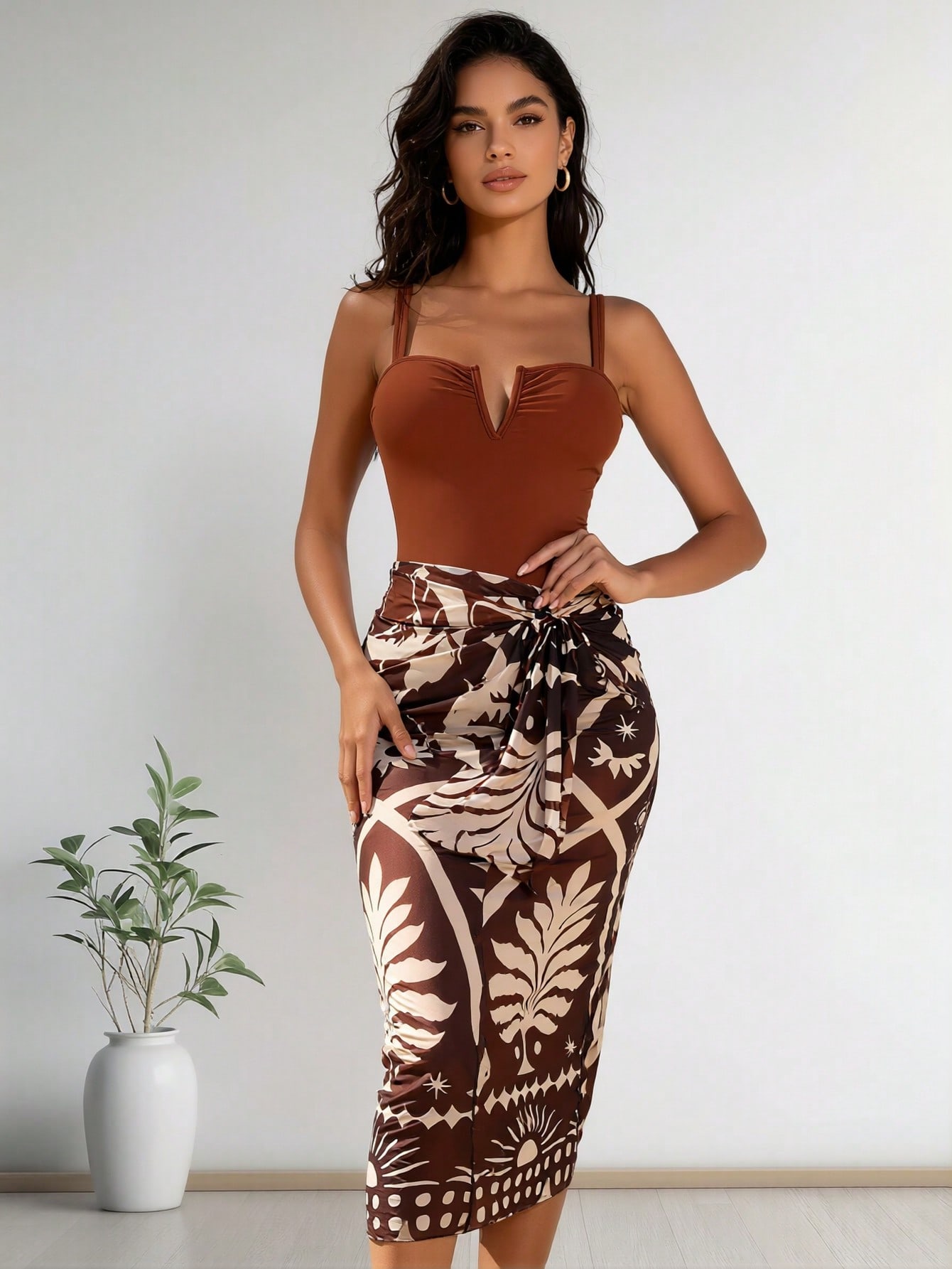 2026 New Solid Cami One Piece Swimsuit With Tropical Print Sarong Skirt, Two Piece Beach Cover Up Set — foto 5
