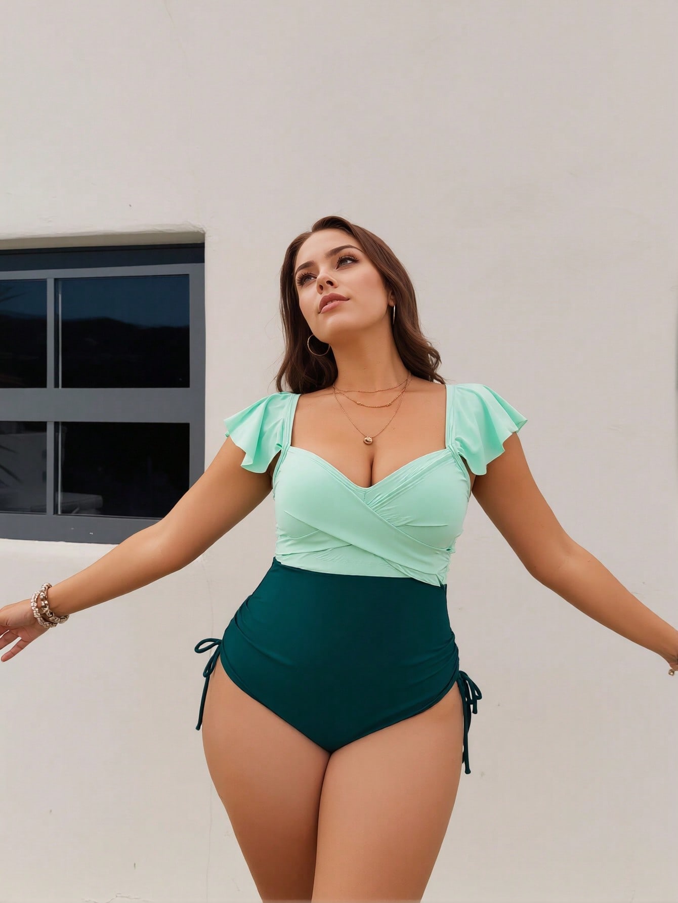 Plus Size Mint Green Ruffle Sleeve Color Block One Piece Swimsuits — foto 2