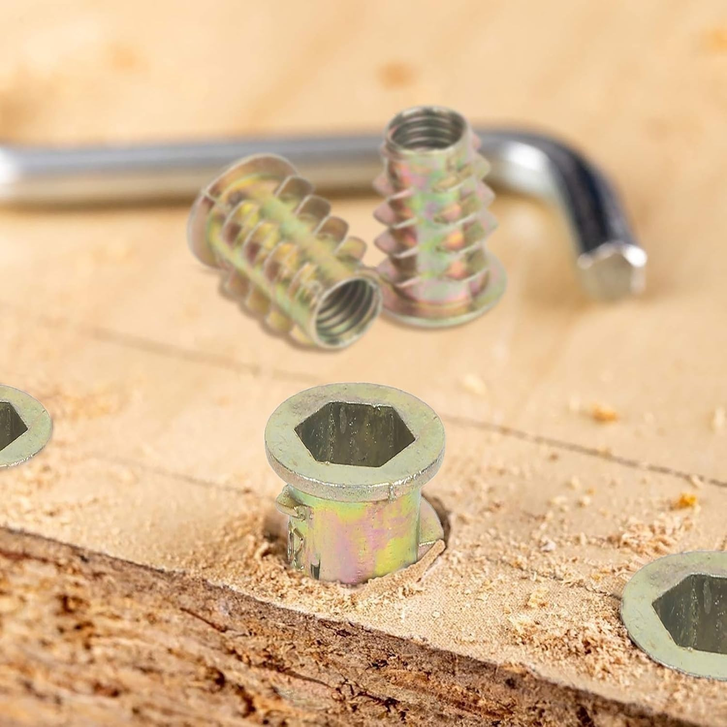 Nut Assortment Set With A 15-compartment Storage Box And 115 Nuts In Various Sizes For Repairs