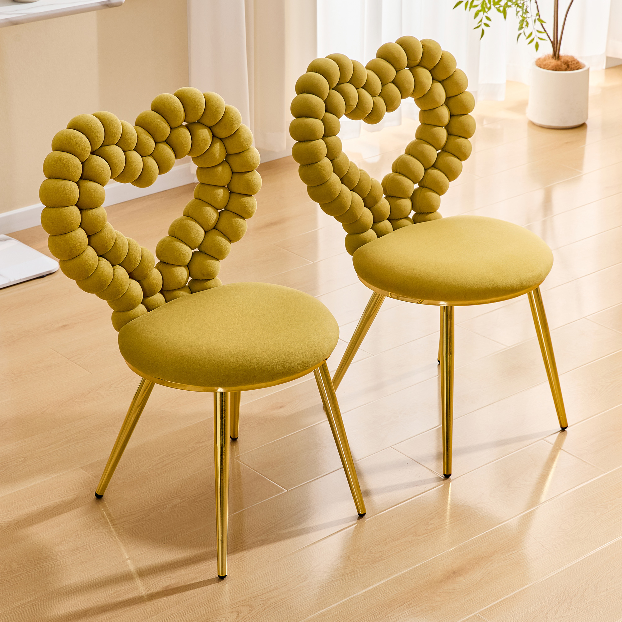 Set Of 2 Unique Heart Bubble Tufted Accent Chair,Yellow Plush Velvet Chair With Shiny Gold Metal Frame, Cute & Modern Seating For Home Decor — foto 5