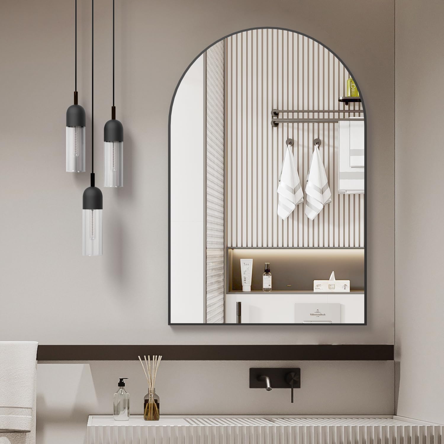 Miroir de salle de bain arqué avec cadre en métal noir de 24 x 32 pouces pour mur