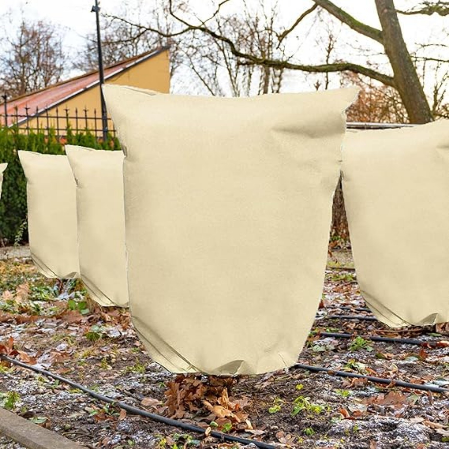 Light Yellow Plant Winter Protection 180 × 120 Cm Frost Protection Bag Winter Plant Protection Breathable Frost Protection Bag Reusable Winter Protection Cover — foto 4