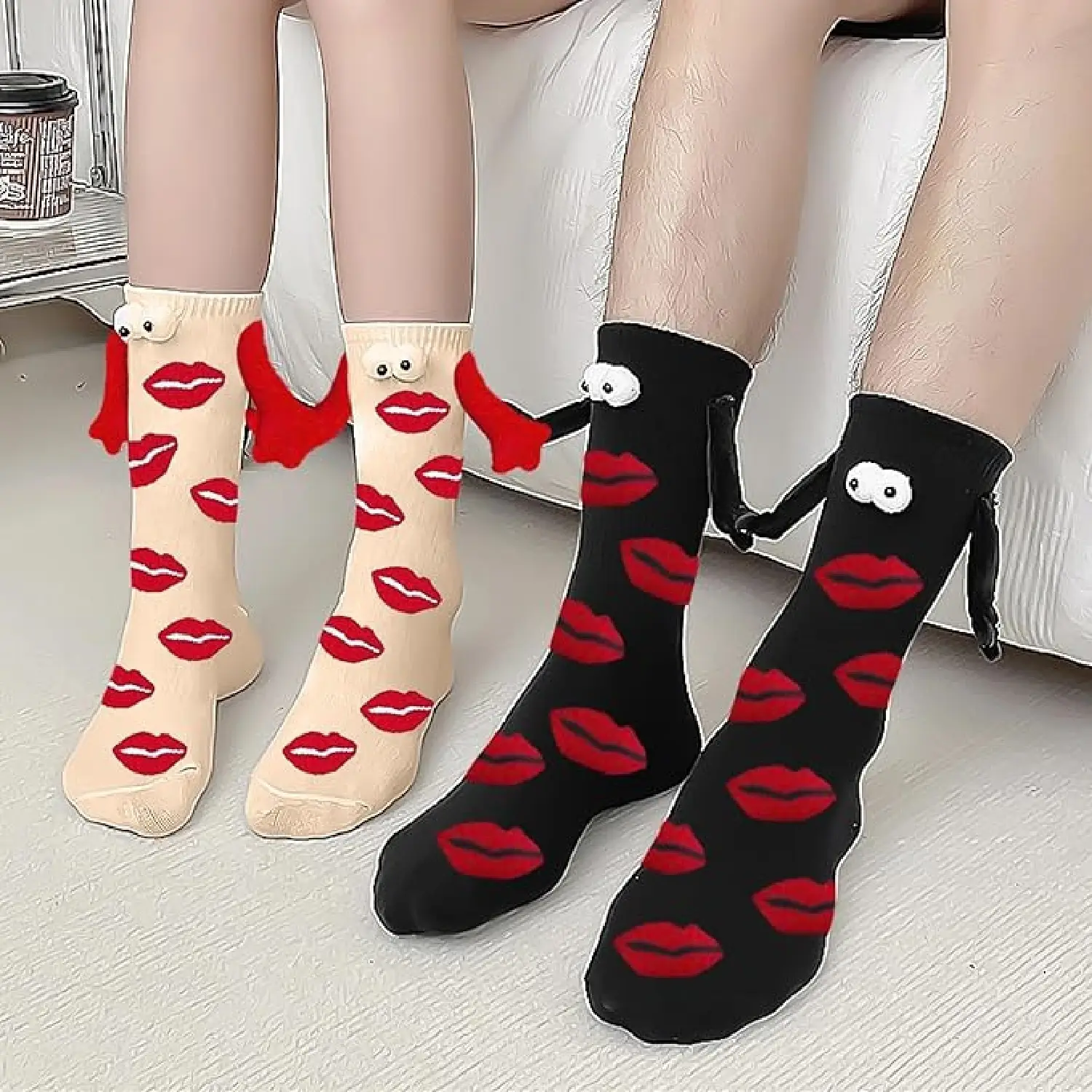 Lip Socks, 2 Pairs; Matching Socks For Couples With A Lip Motif; Fun Couple Socks In White And Black With Red Lips; Original Wedding Gift For Newlyweds—Party De