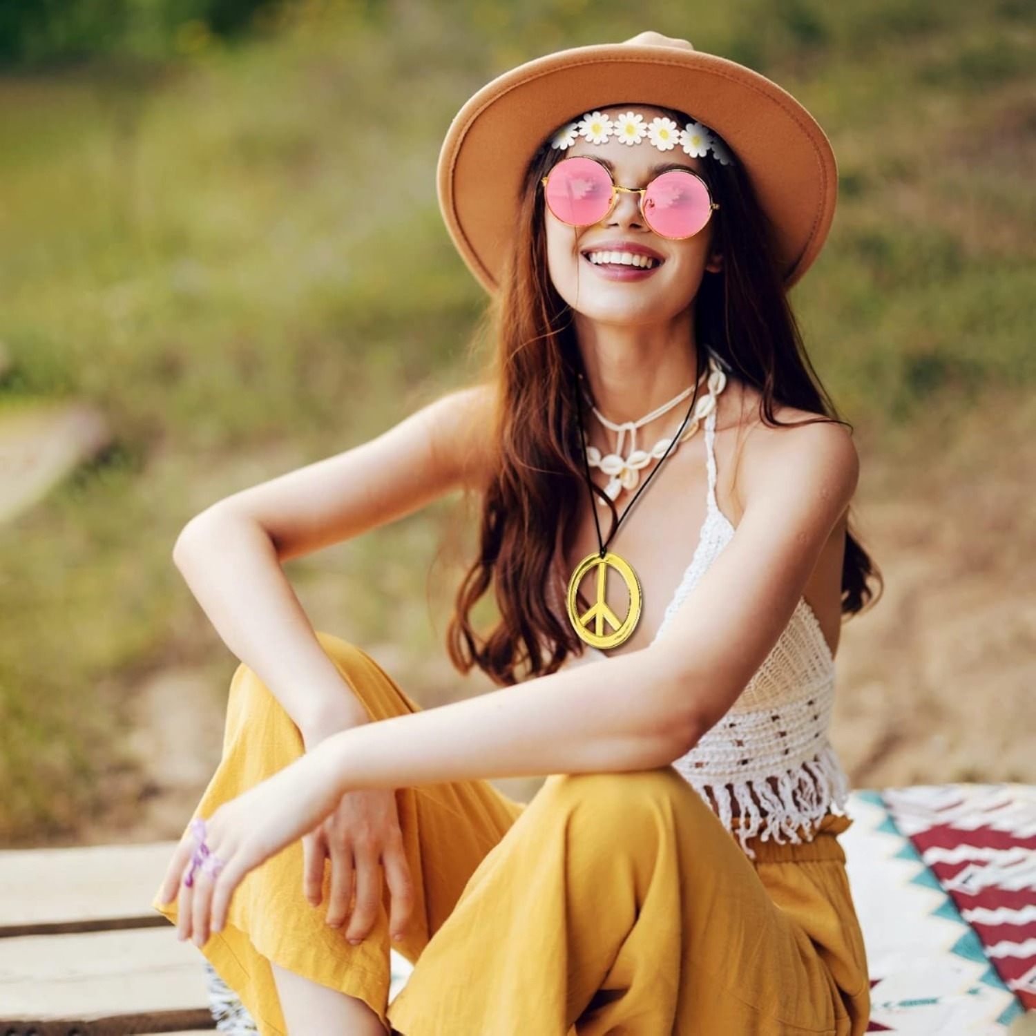 Hippie Costume Set,9 Pieces: 60s And 70s Retro Accessories,Including A Peace Sign Necklace,Boho Daisy Headband,and Hippie Vintage Glasses—Perfect For Theme Parties, The Beach,Travel,and Photography — foto 2