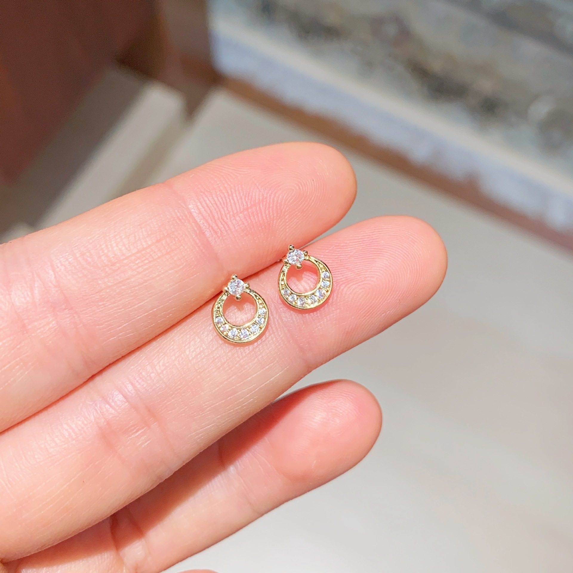 Vintage Oval Zircon Stud Earrings