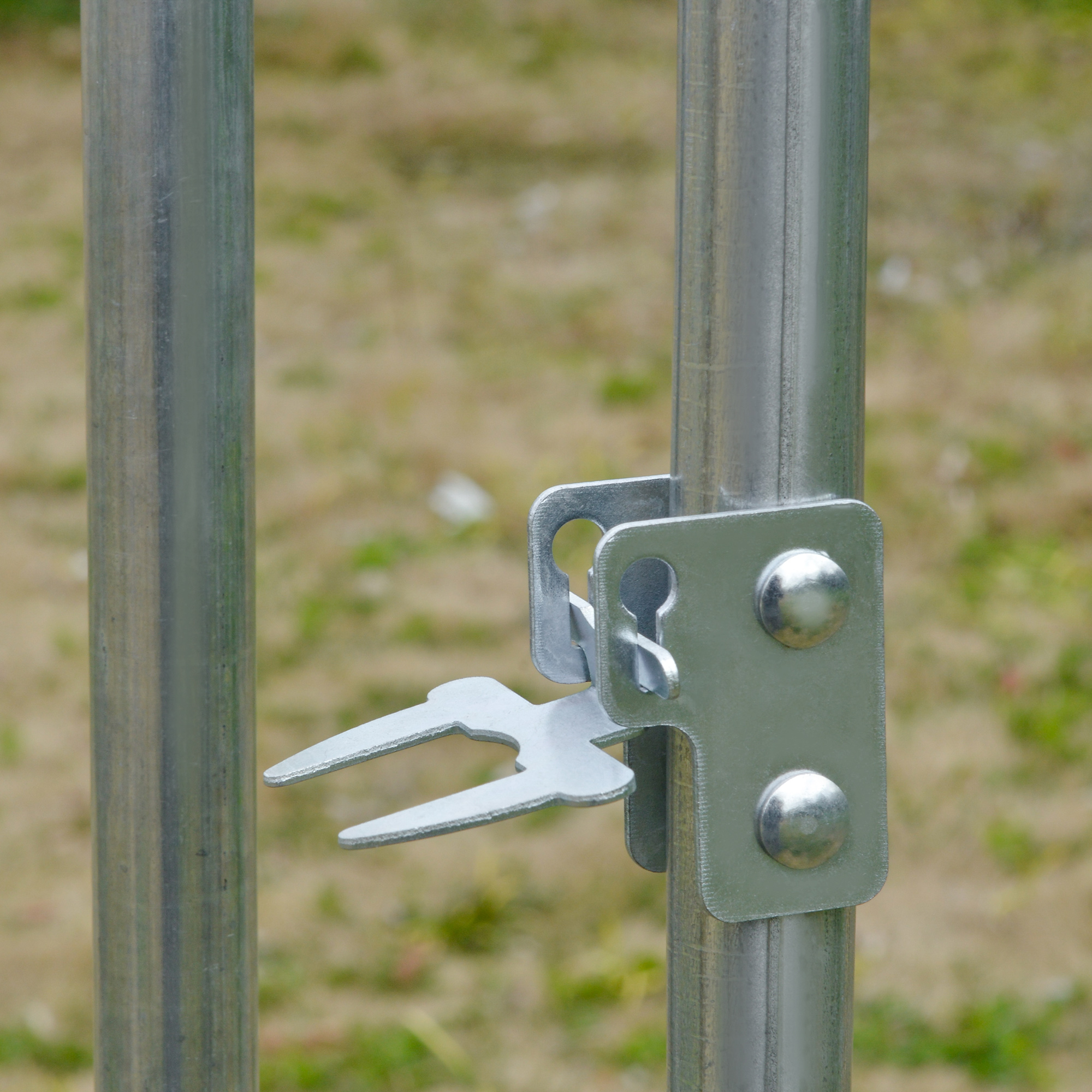 Walk In Chicken Run,Galvanised Large Coop With Dome Roof,Water-Resistant — image 2