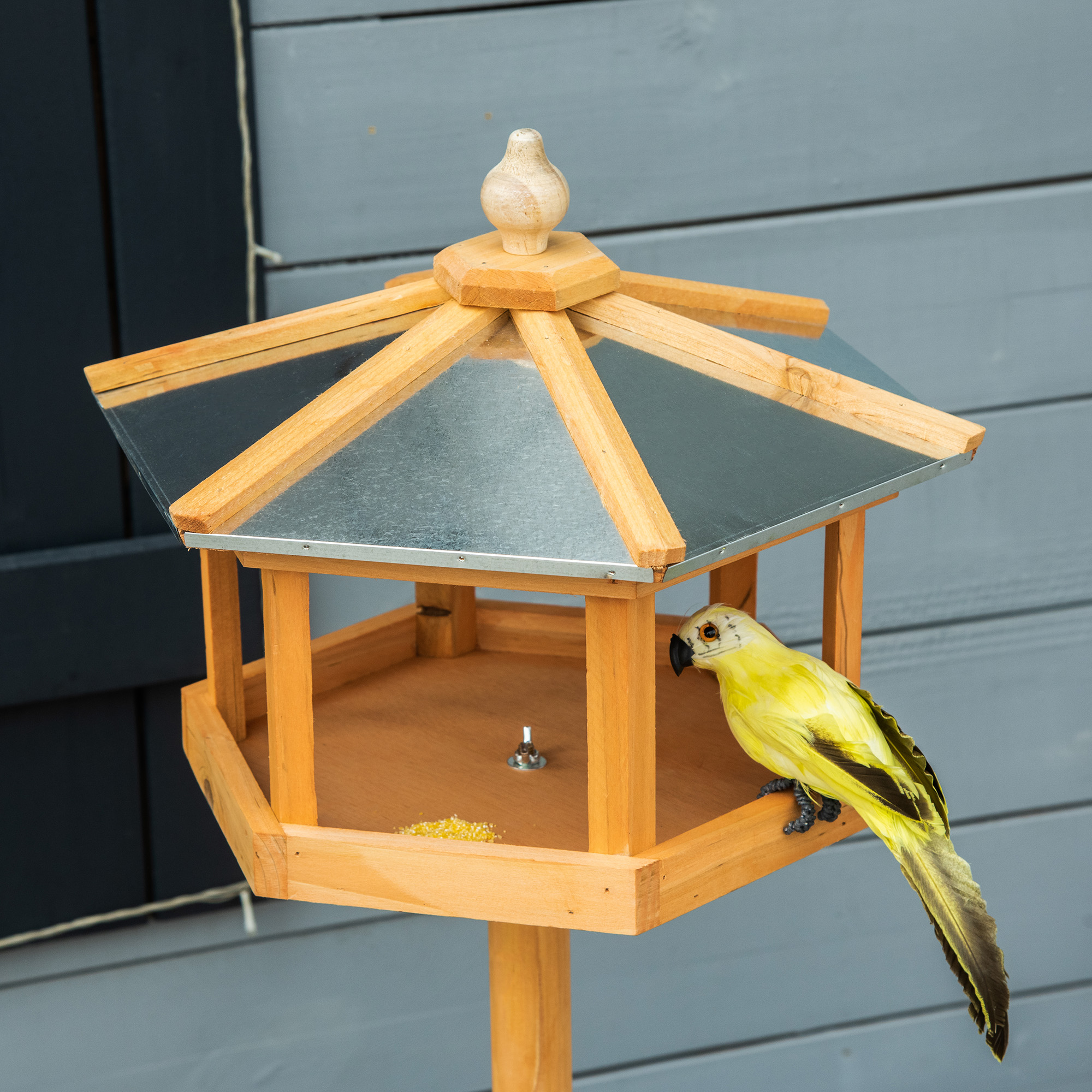 Wooden Bird Table Free Standing Feeder Garden Sheltered Feeding Station Parrot — image 4