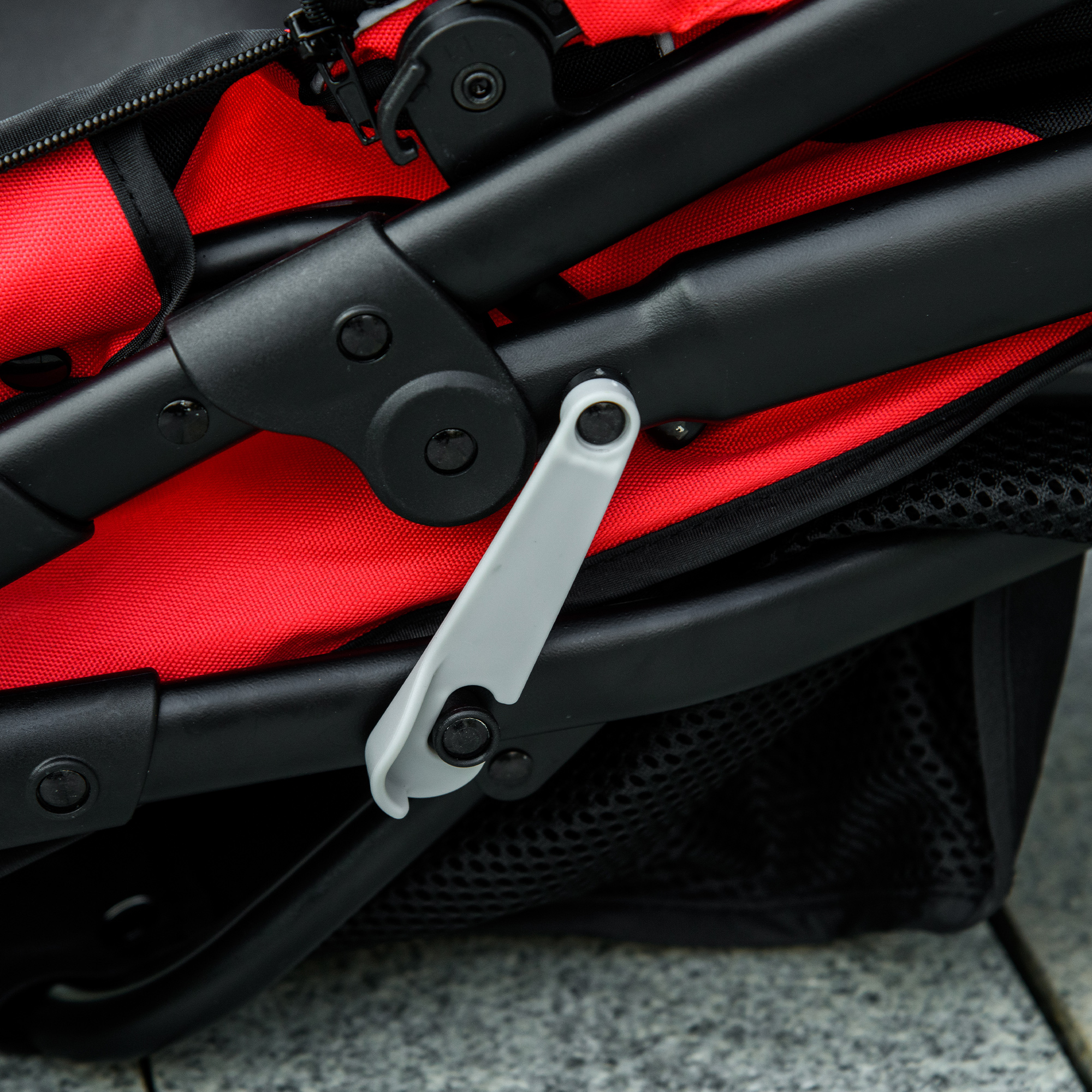 Foldable Pet Stroller-slow Sports Car, Three Wheel Design, With Sunshade — image 2
