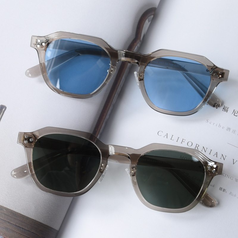 Small Group TR90 Polarized Sunglasses Street Shot Retro - Image 11
