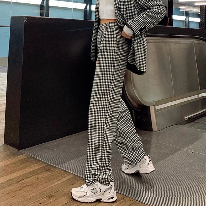 Title 3, Fashion lattice straight suit pants