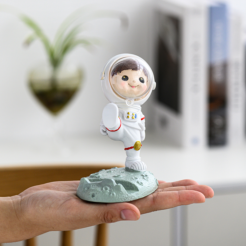 Astronaut Mobile Phone Desktop Stand Creative Personality - Image 4