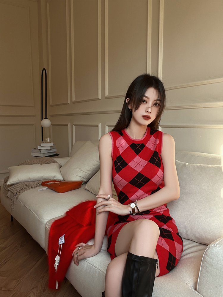 Women's Plus Size New Year Red Atmosphere Sense Knit Suit