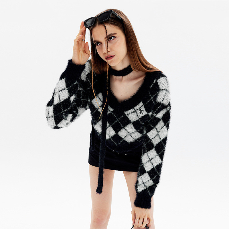 Girls' Slim V-neck Sweater With Navel