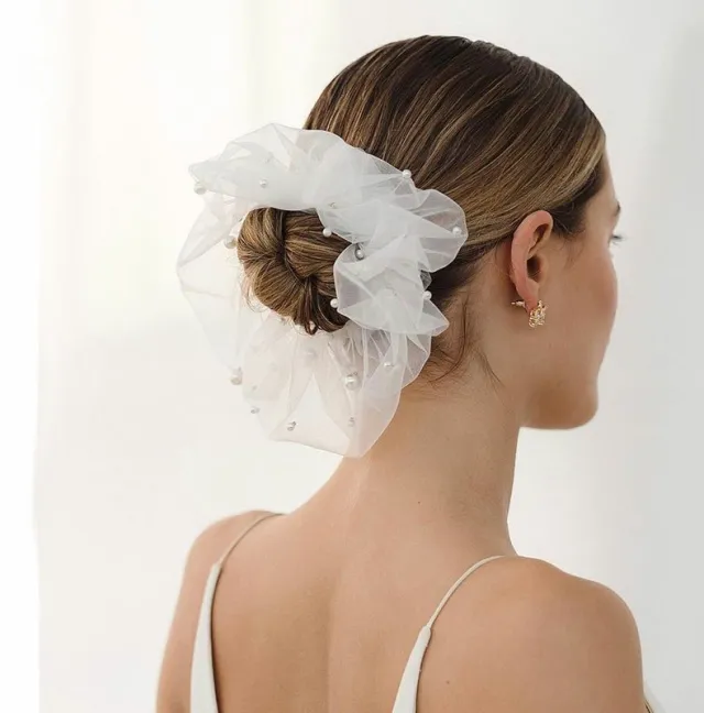 Bridal Veil Fashion Pearl White Mesh White - Shop at LoveMi