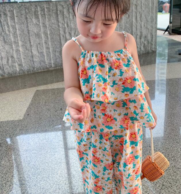 New Girl's Cute Floral Vest And Anti-mosquito Pants Two-piece Set