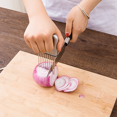 Title 4, Vegetable cutting tool